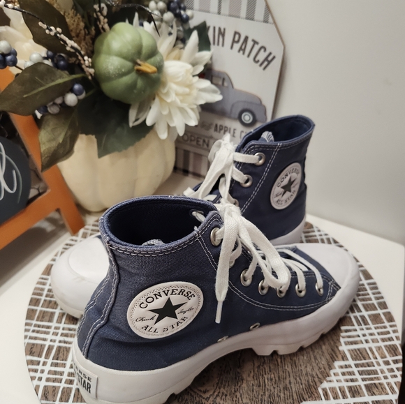 😍EUC Converse Chuck Taylor All Star High Top Lugged Lace Up Sneakers, Navy Blue - Picture 8 of 15